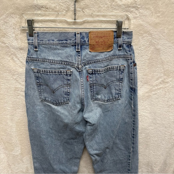 Levi’s 550 women’s straight leg jeans distressed hems size juniors 5 high waist - Picture 4 of 8